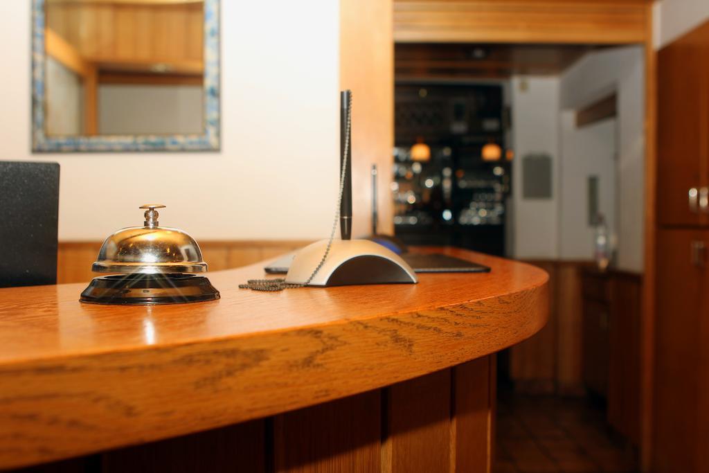 Pohl'S Rheinhotel Adler Sankt Goarshausen Extérieur photo