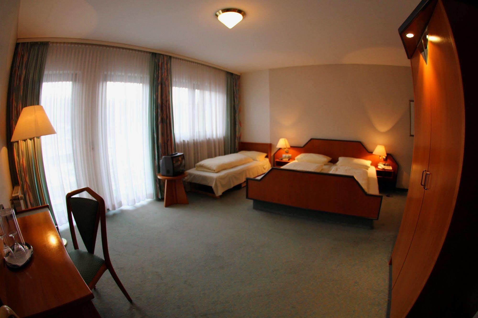 Pohl'S Rheinhotel Adler Sankt Goarshausen Extérieur photo
