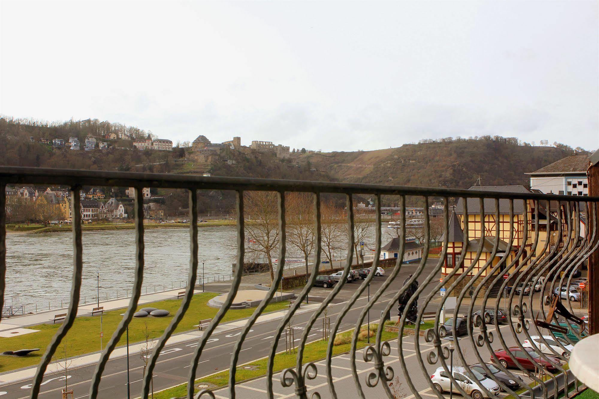 Pohl'S Rheinhotel Adler Sankt Goarshausen Extérieur photo